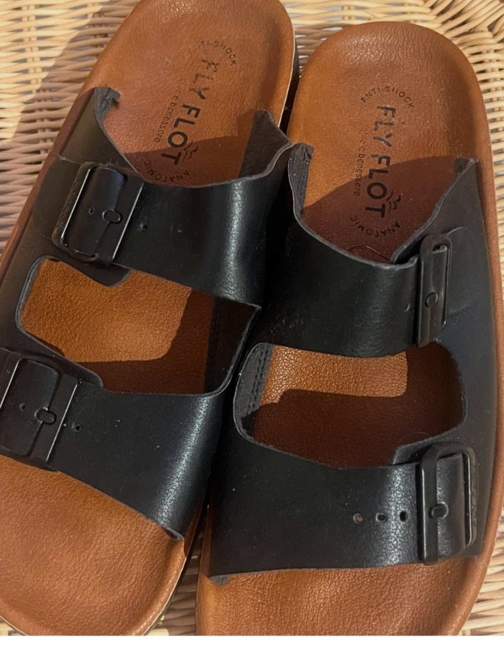 Birkenstock style sandals Fly Flot black